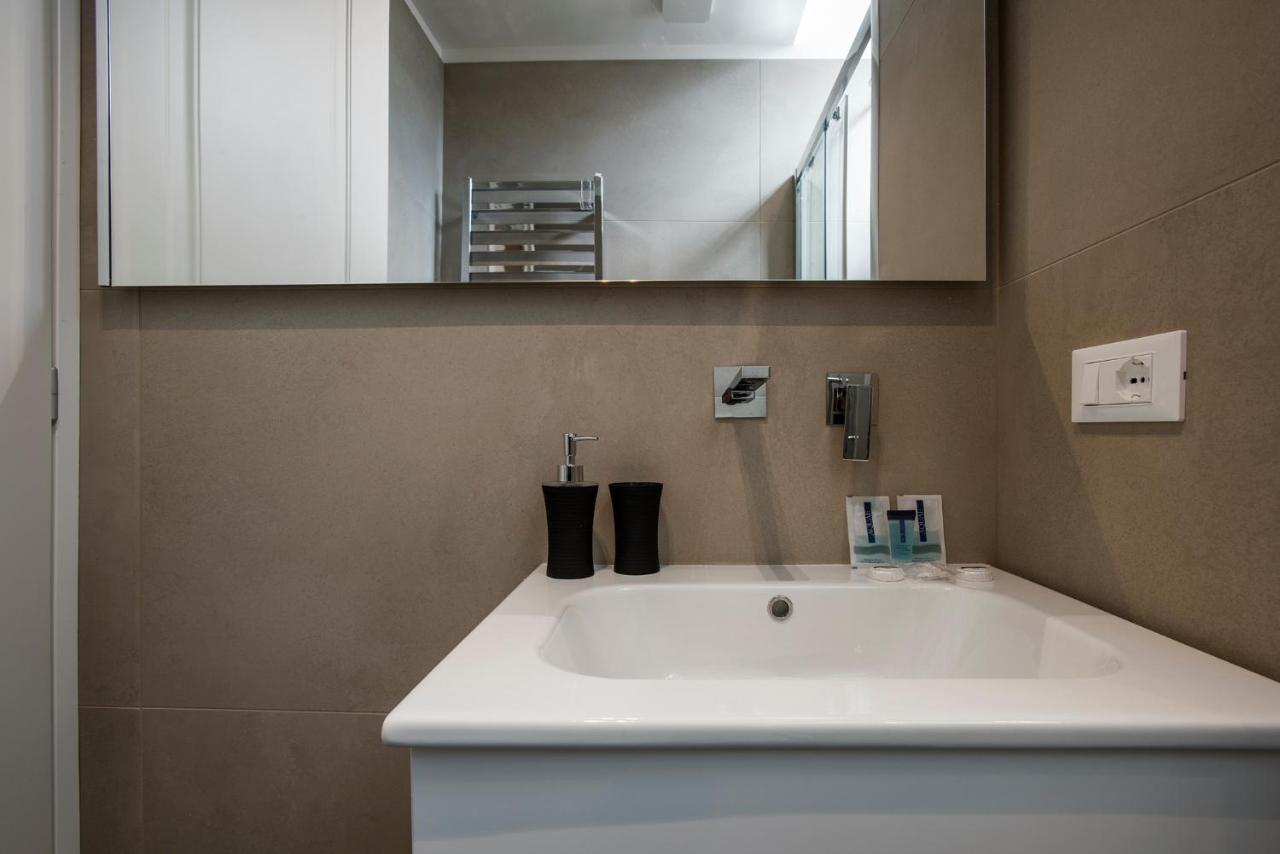 רומא Residenza Fontanella Barberini By Spanish Steps מראה חיצוני תמונה
